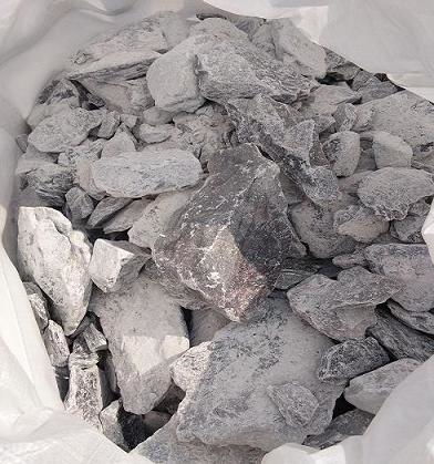 辽宁海城425目滑石粉与氧化铁的特性与应用